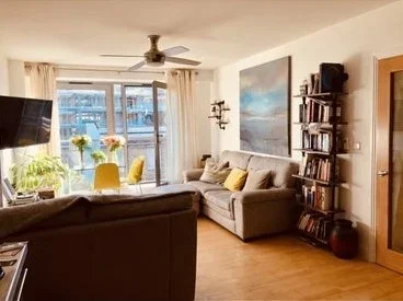Flat Grange Road in Greater London