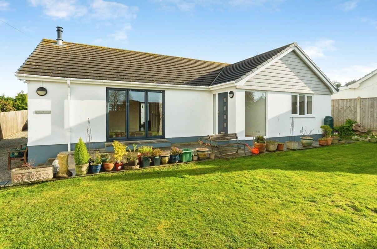 House Pengersick Lane in Praa Sands