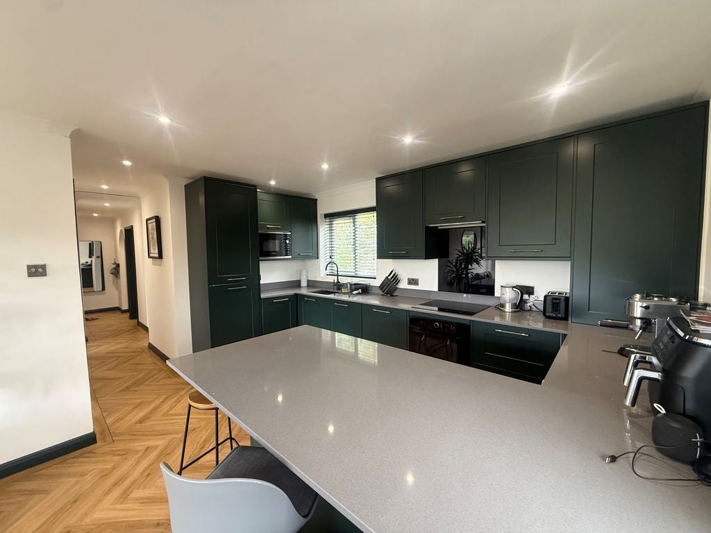 Flat Southview Road in Warlingham