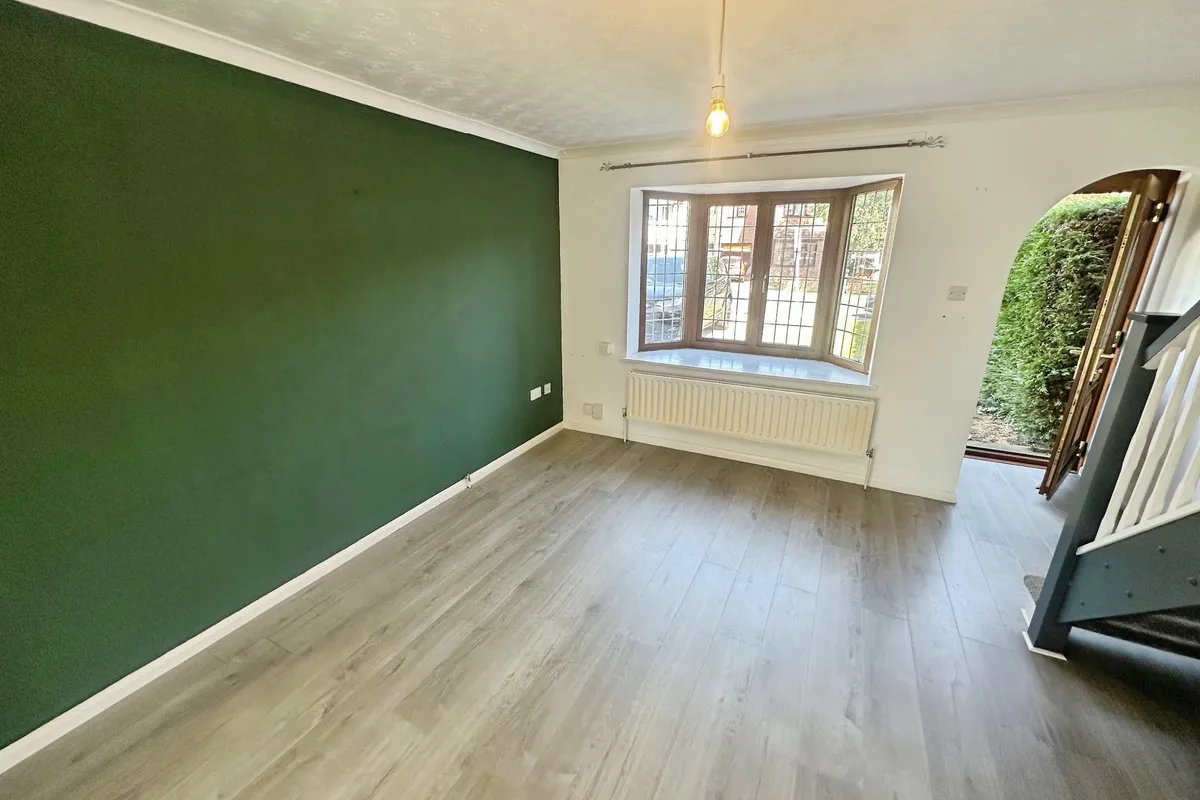 House Binbrook Close in Lincoln