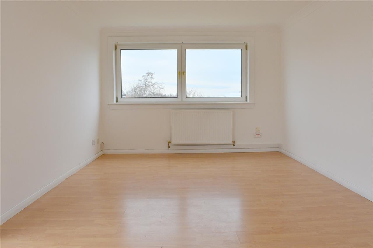 Flat Alloway Road in East Kilbride