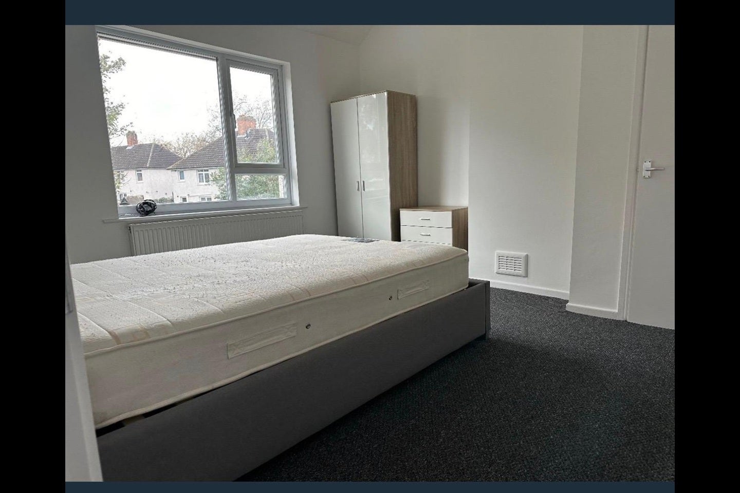 Room Babington Row in Leicester