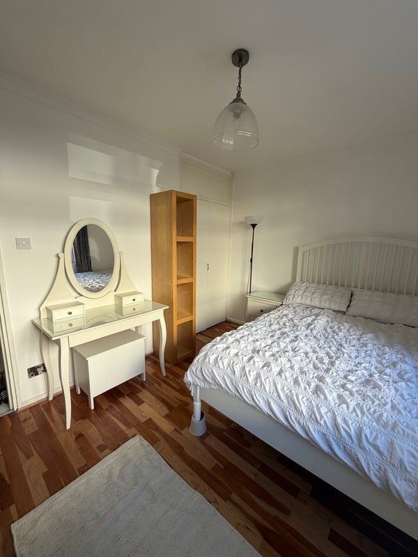 Room Blomfield Villas in City of Westminster