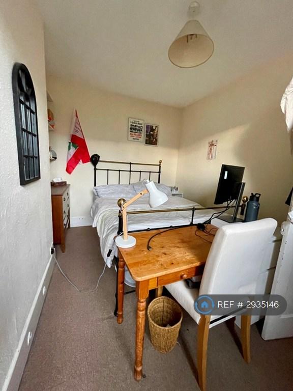 Room Alexandra Road in Oxford