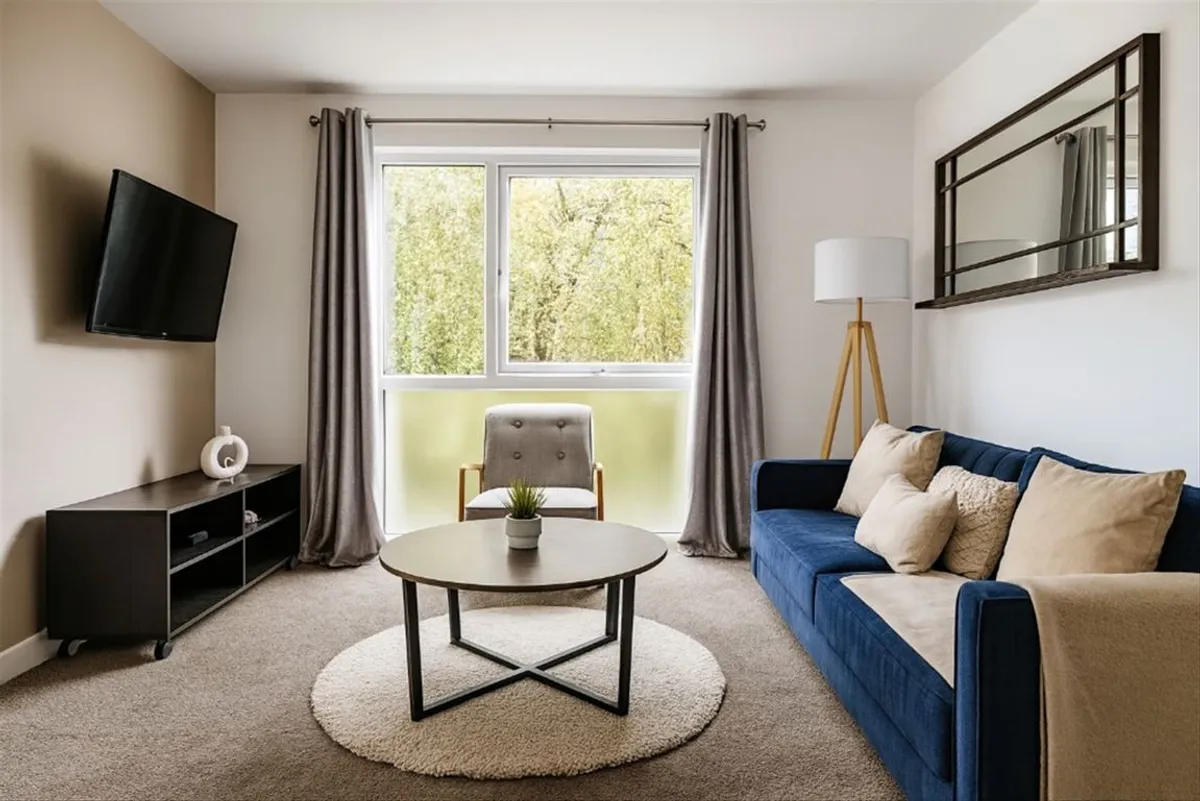 Flat Ravensmede Way in Greater London