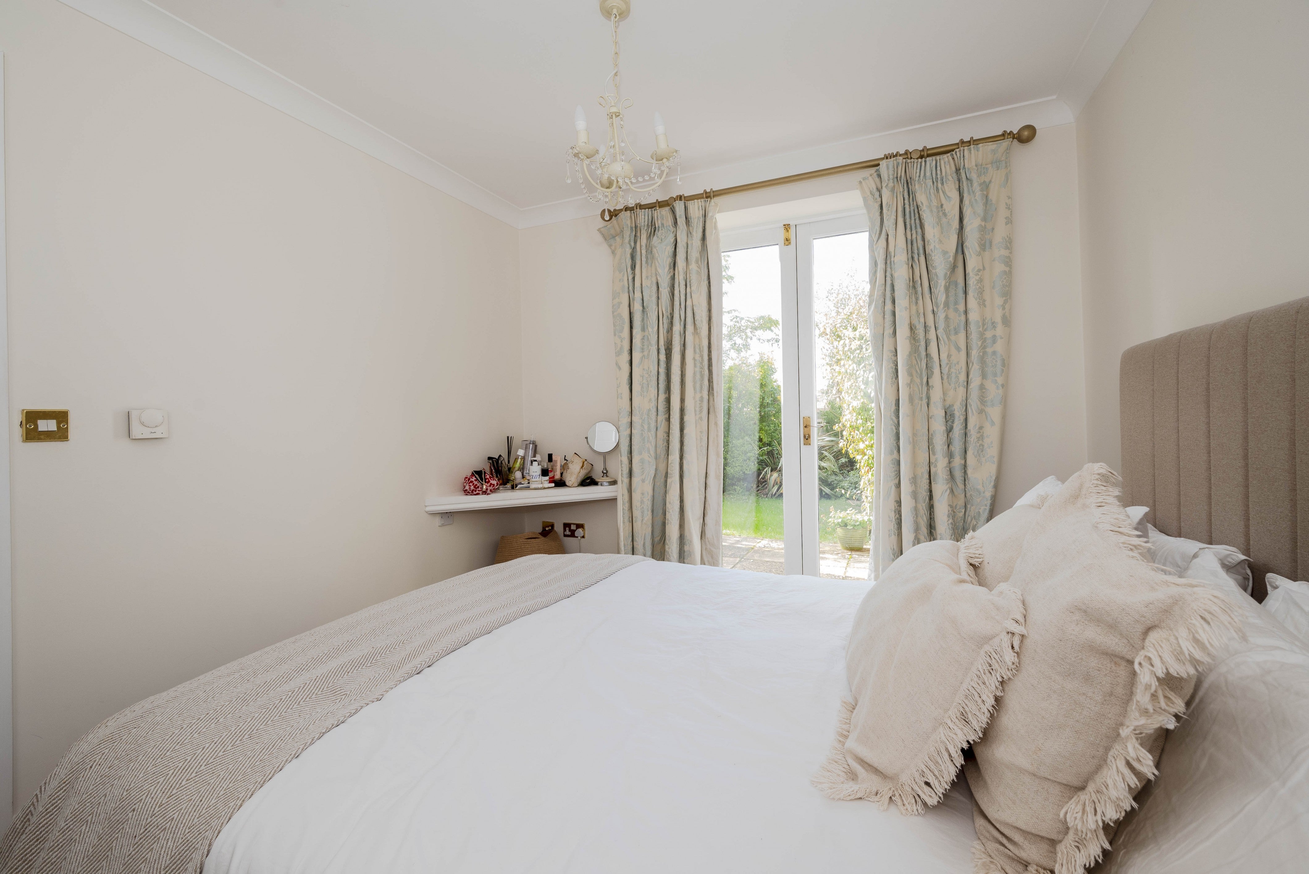 Flat Gordon Close in Wychavon