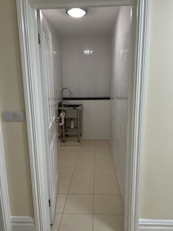 Room Leigham Court Road in Greater London