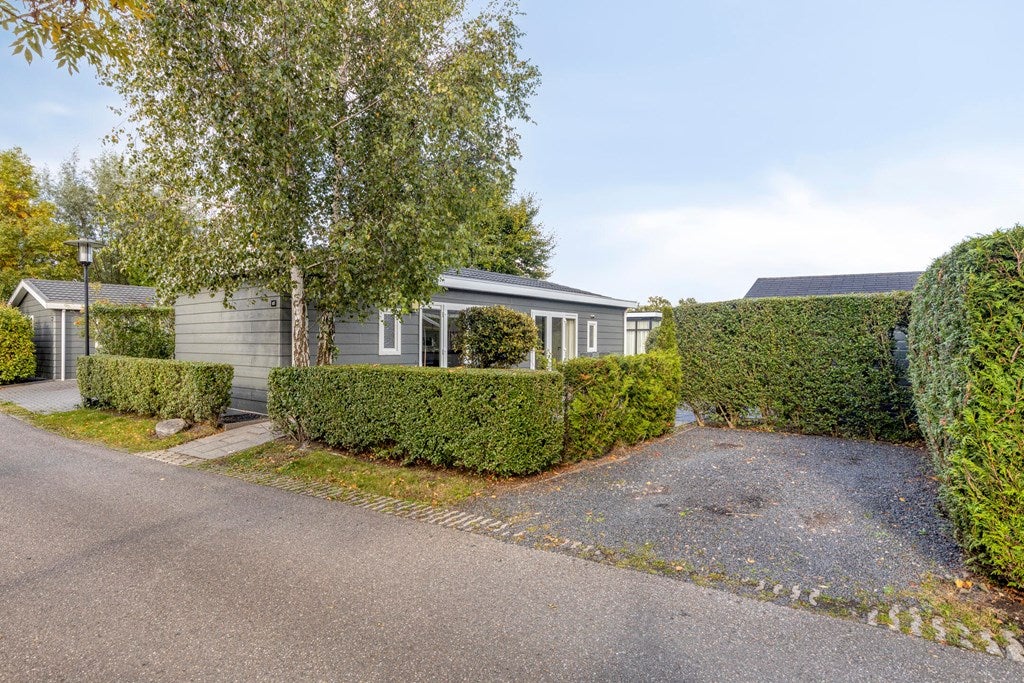 Huis Buitenhuizerweg 2 65 in Velsen-Zuid