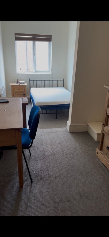 Room Stalker Lees Road in Sheffield
