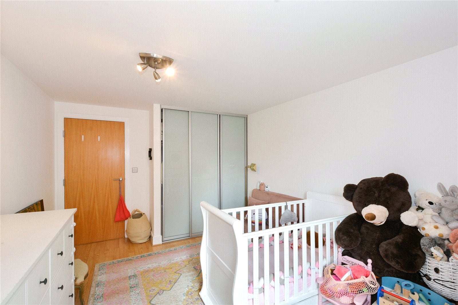 Flat Graham Street in Greater London