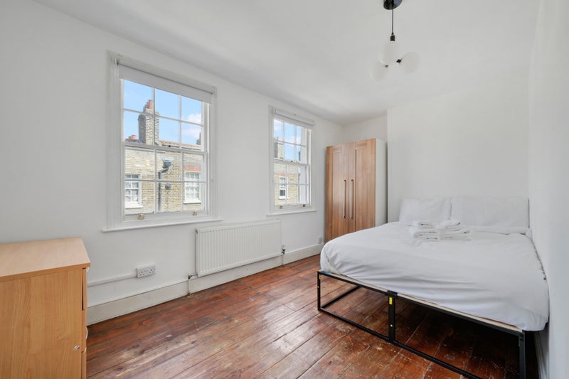 House Parfett Street in Greater London