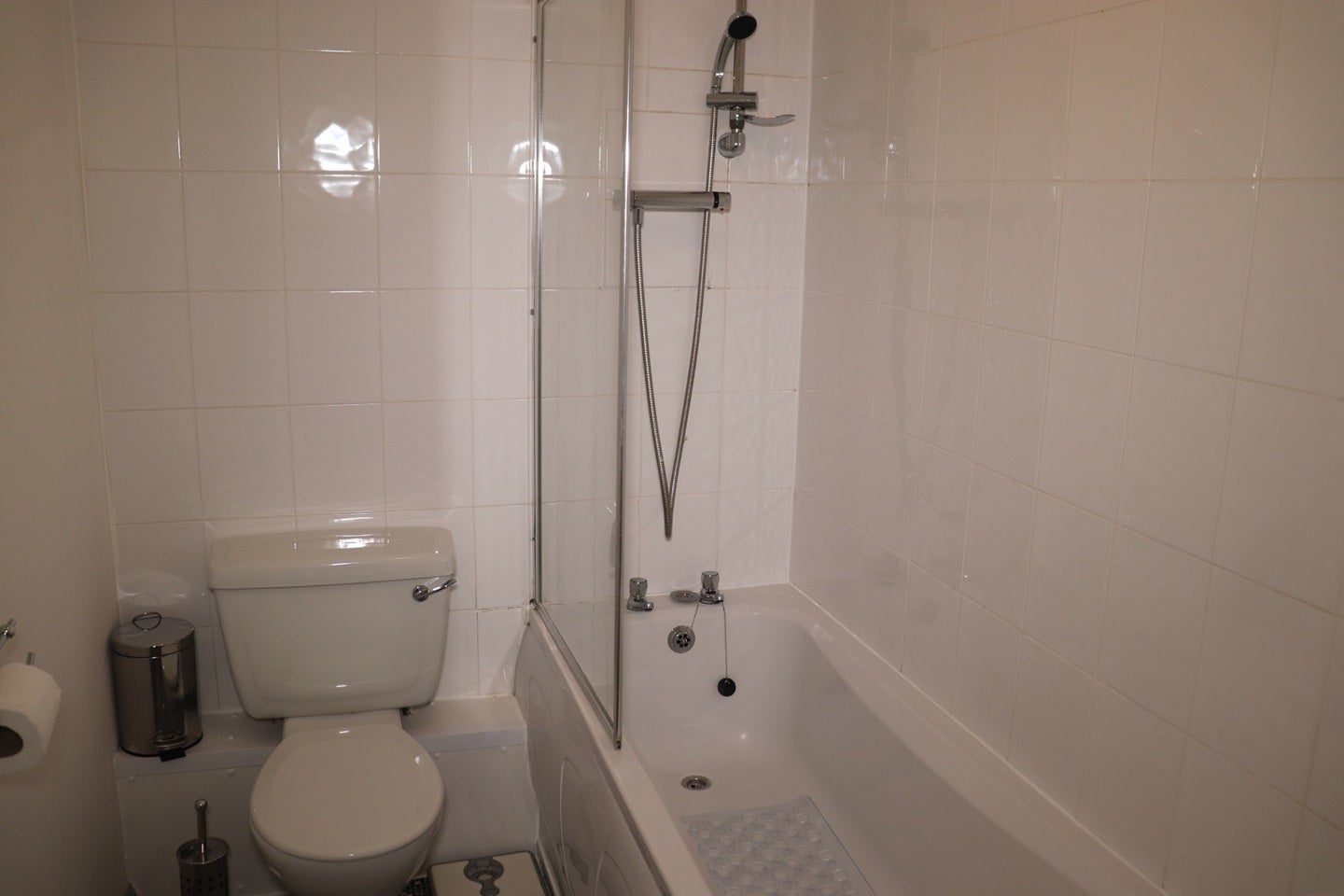 Room Waterside Close in Birmingham