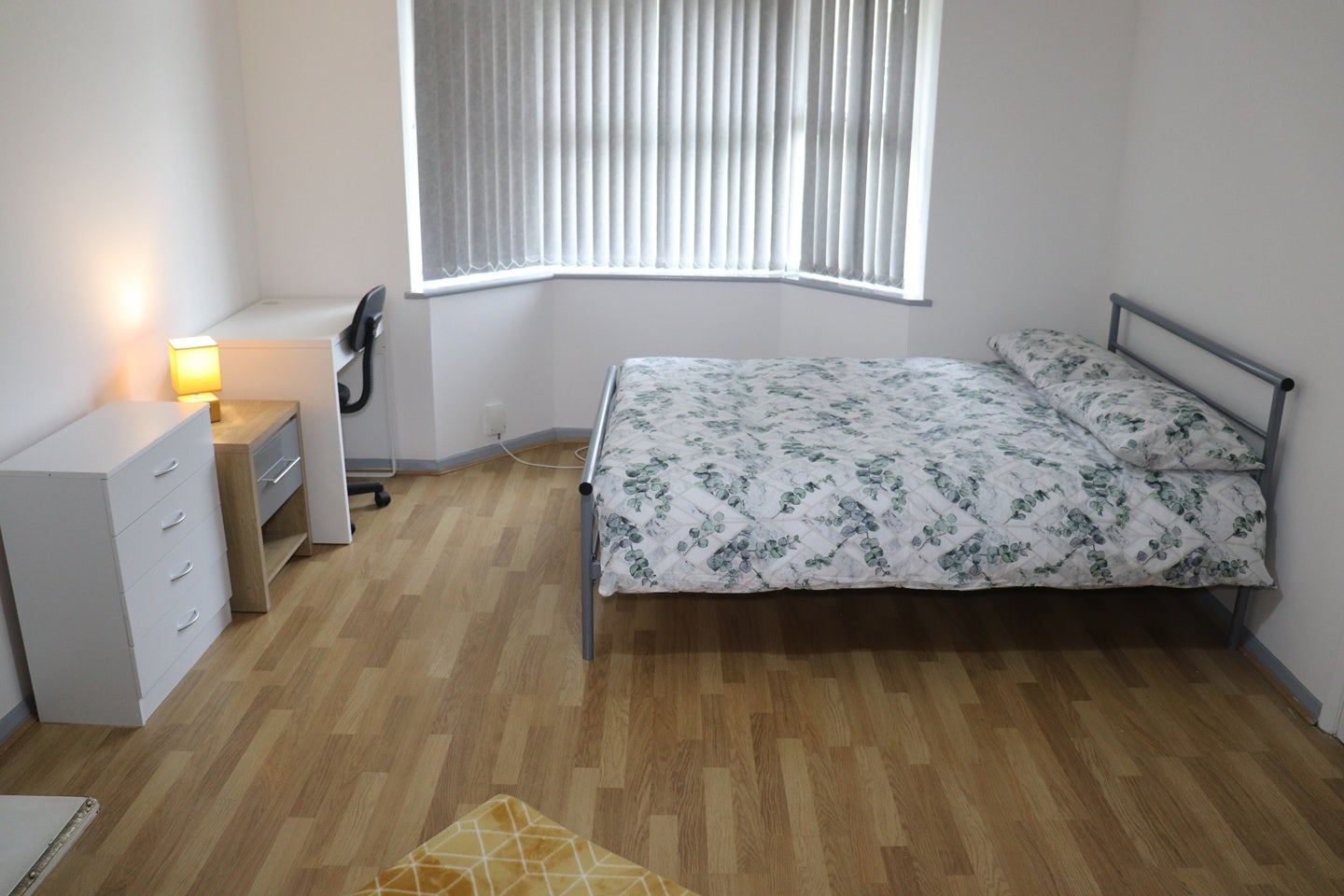 Room Waterside Close in Birmingham