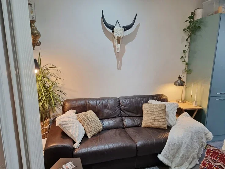 Flat Algernon Road in Greater London