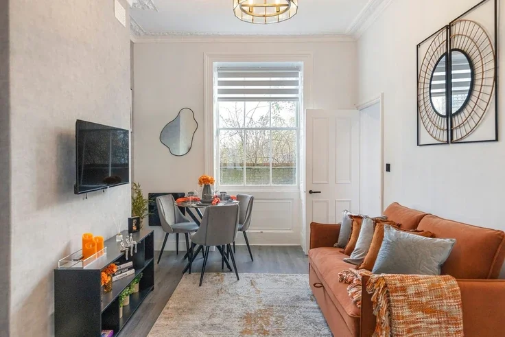 Flat Camberwell Road in Greater London
