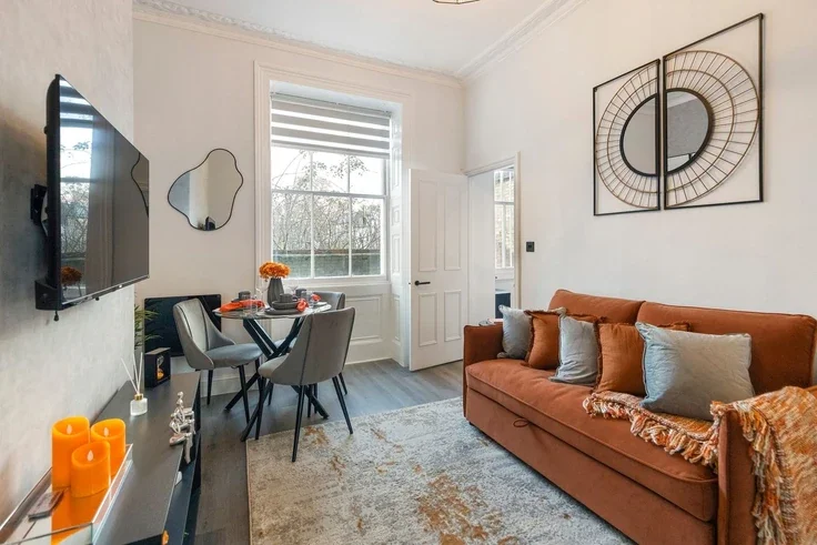 Flat Camberwell Road in Greater London