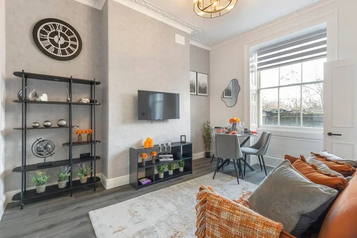 Flat Camberwell Road in Greater London
