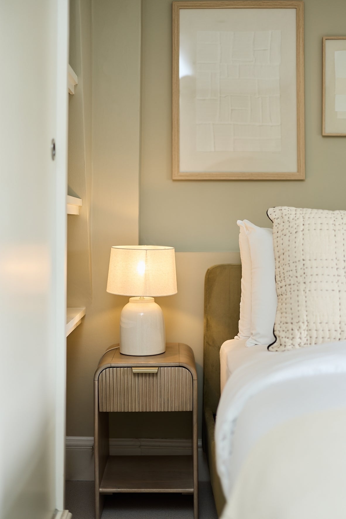 Flat Adamson Road in Greater London