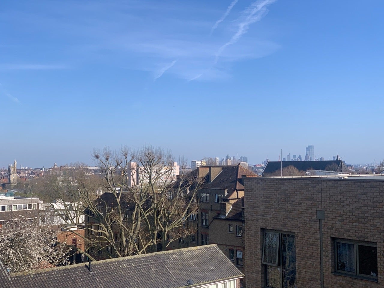 Flat Lawn Road in Greater London