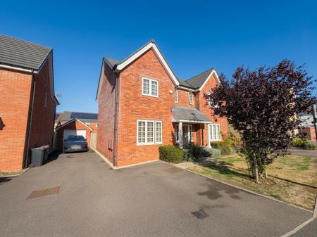 House Repton Drive in Hanslope