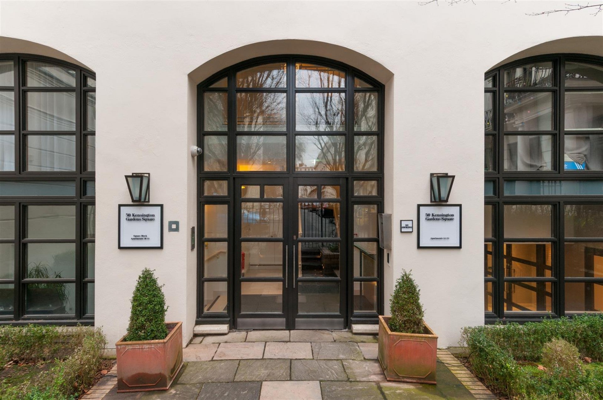 Flat Kensington Gardens Square in City of Westminster