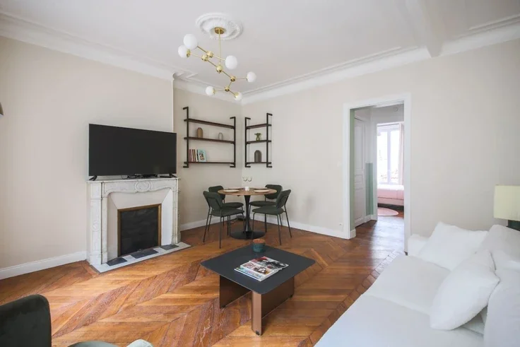 Flat Rue du Commerce in Paris