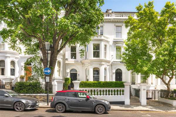 House Argyll Road in Greater London