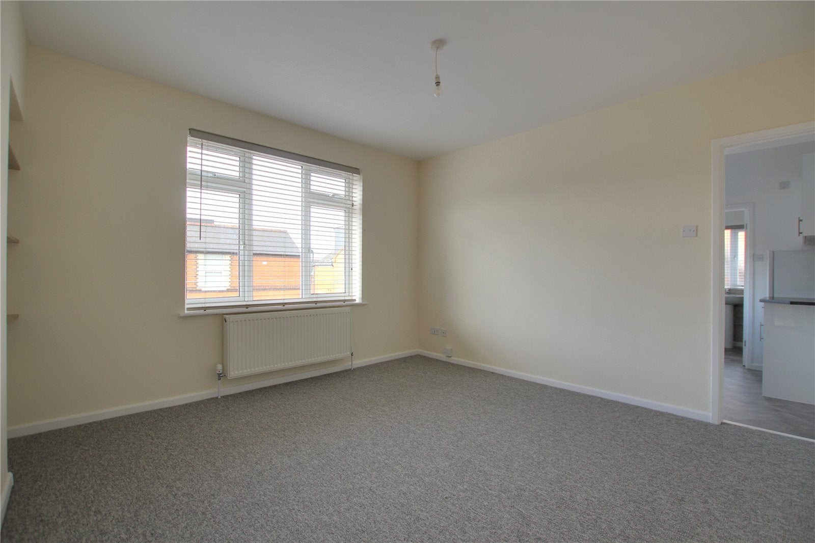 Flat Norris Road in Reading