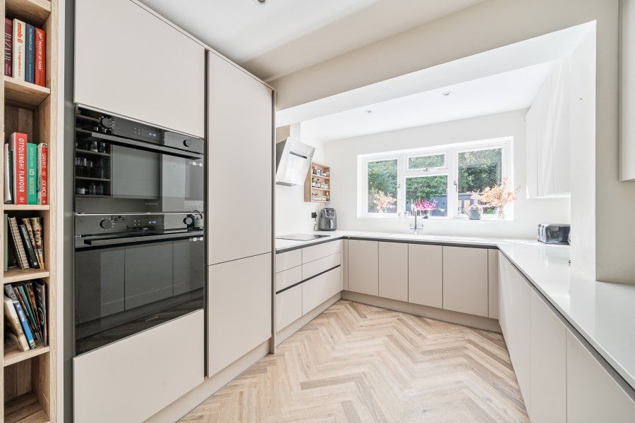 House Lovelace Drive in Woking