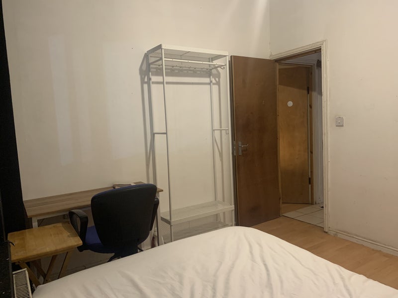 Room Canning Road in Greater London