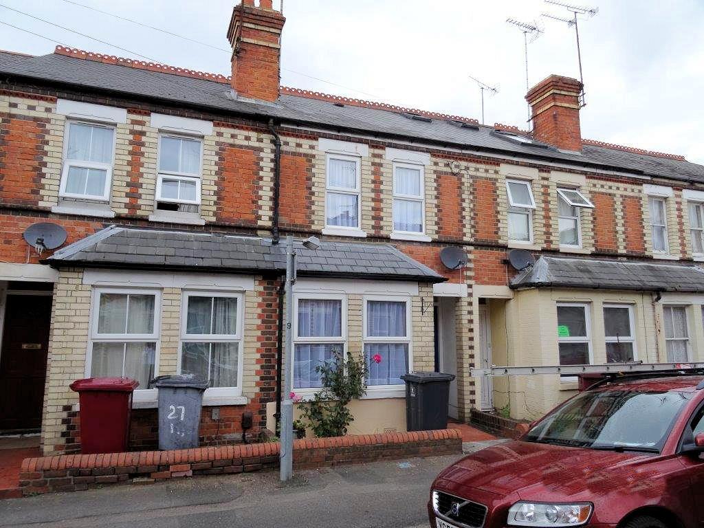 House Pitcroft Avenue in Reading