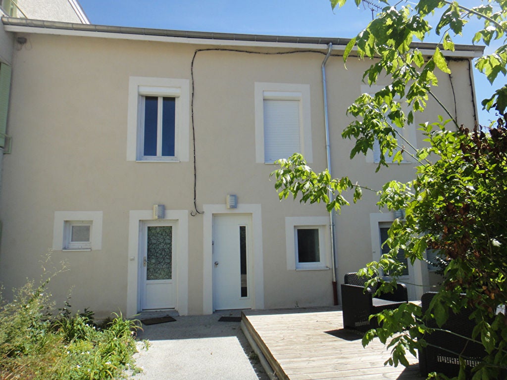 Flat Rue Samaritaine in Bourg-en-Bresse