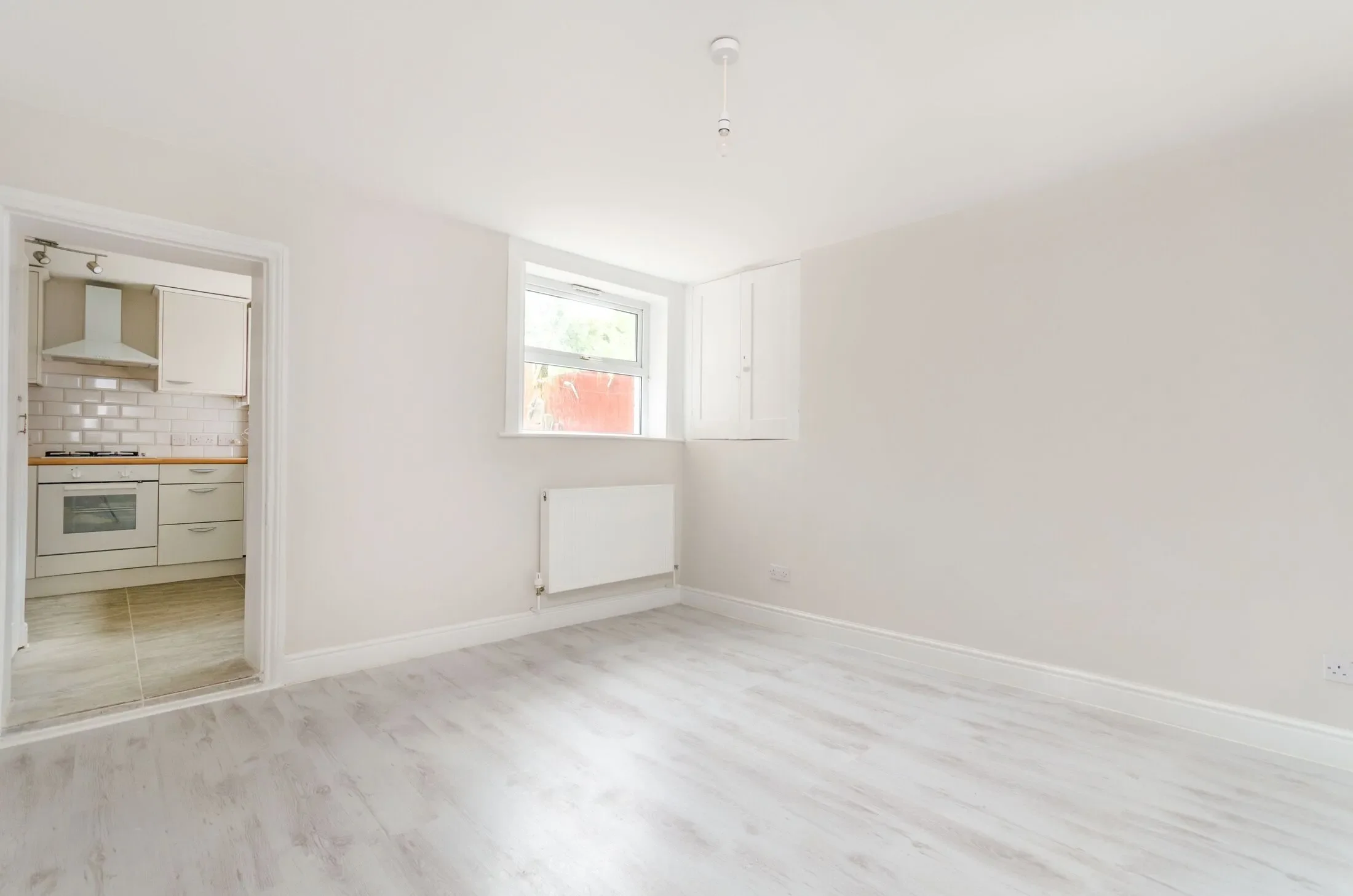 Flat Laurel Grove in Greater London