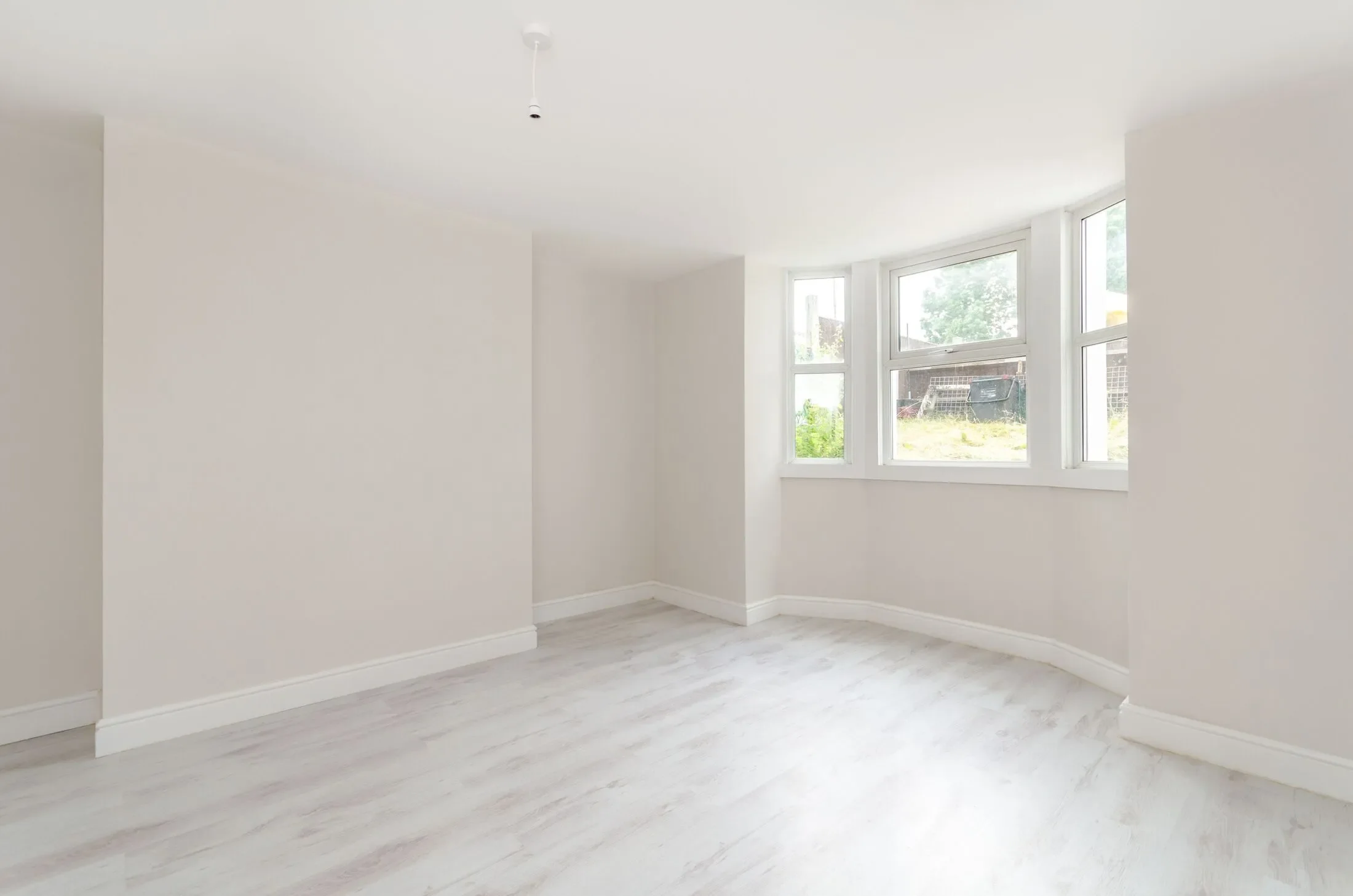 Flat Laurel Grove in Greater London