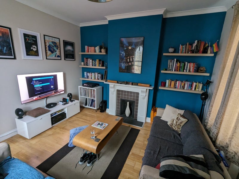 Room Ferndale Road in Greater London