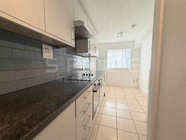 Flat Shenley Road in Hertsmere