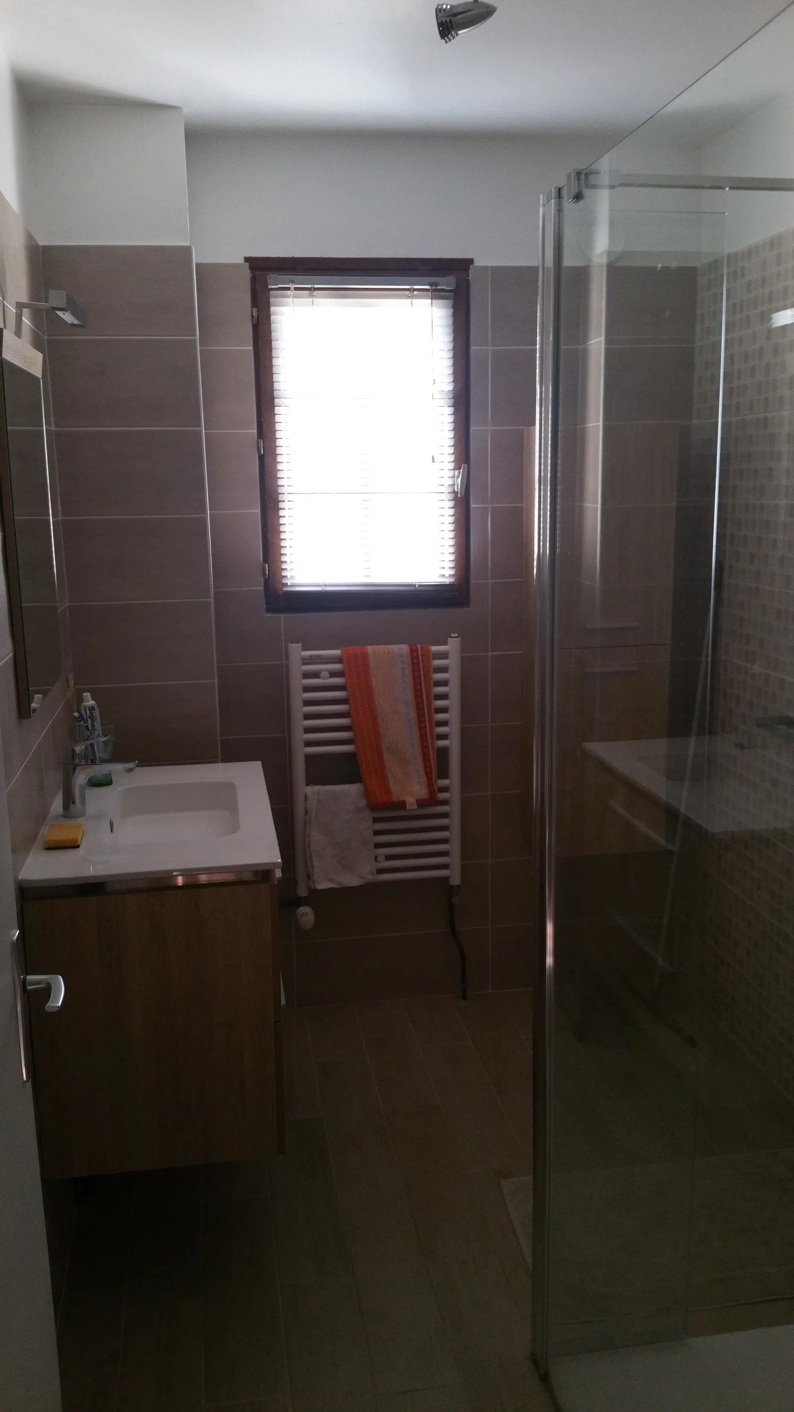 Room Rue Maurice Viollette in Allonnes