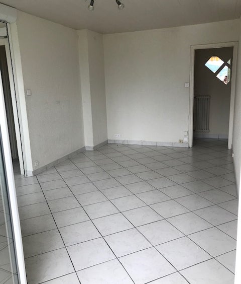 Flat Rue Sadi Carnot in Ville-la-Grand