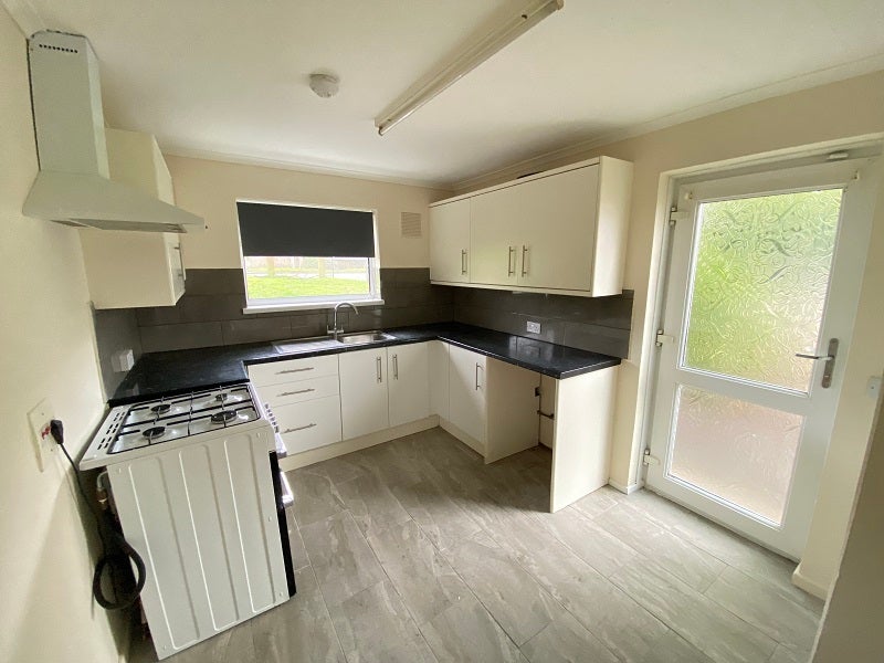 House Birch Tree Close in Swansea