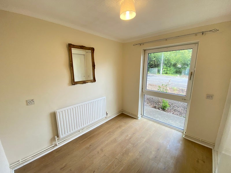 House Birch Tree Close in Swansea