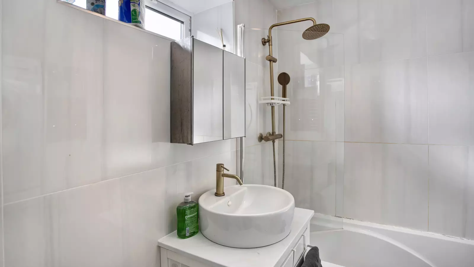 Flat Chetwood Walk in Greater London