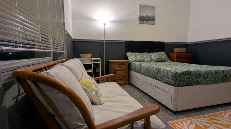 Room Hendon Valley Road in Sunderland