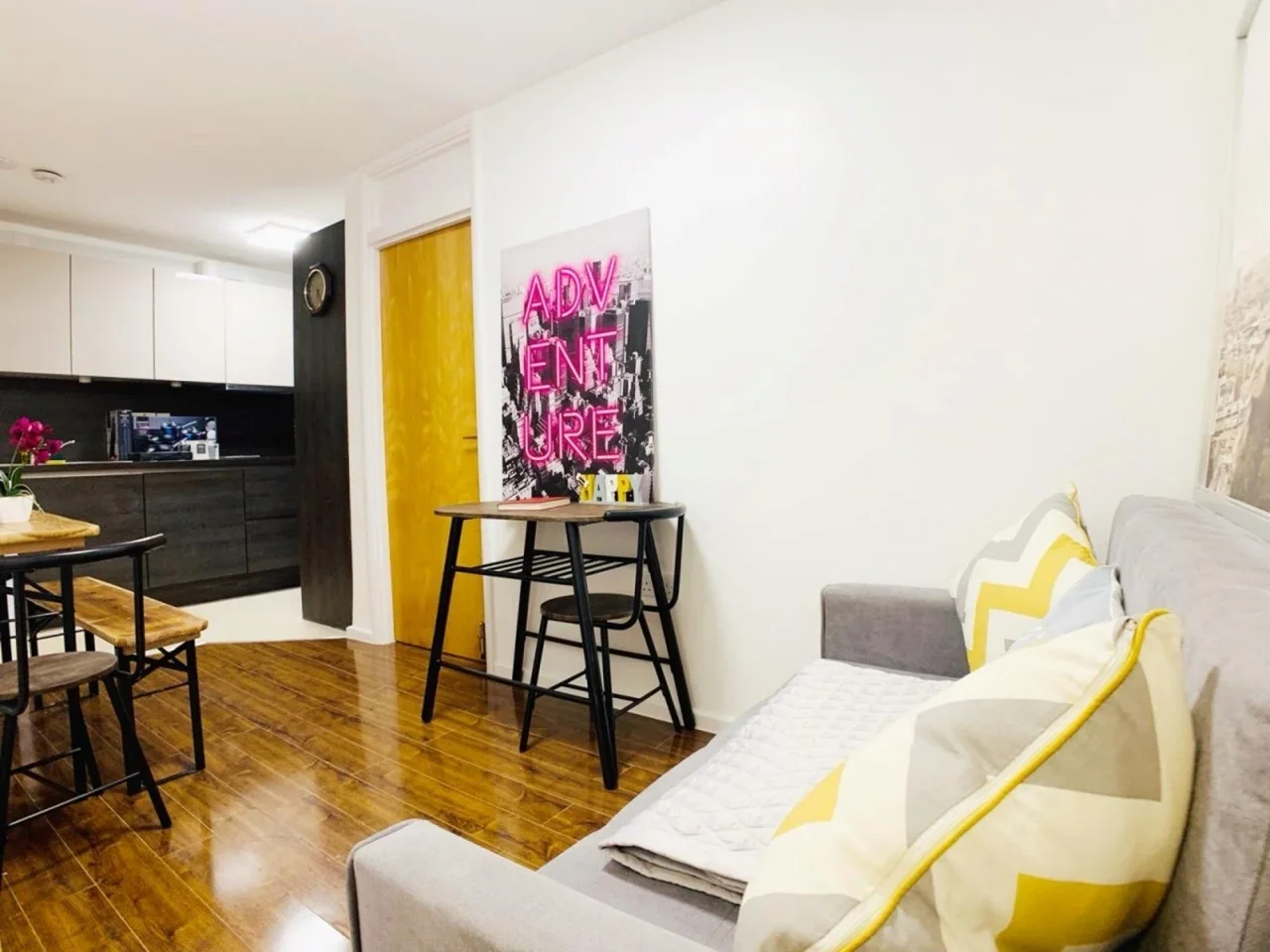 Room Downham Road in Greater London