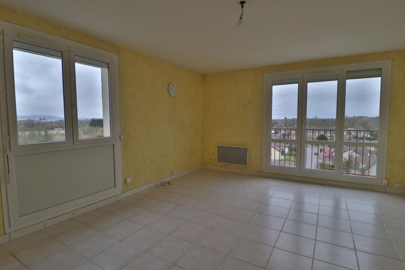 Flat Rue Jacques Bingen in Troyes