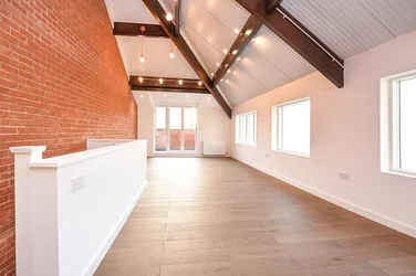 House Elm Grove in Greater London