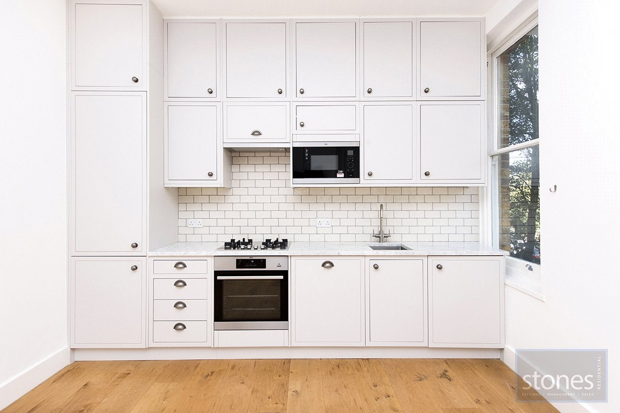 Flat Hormead Road in City of Westminster