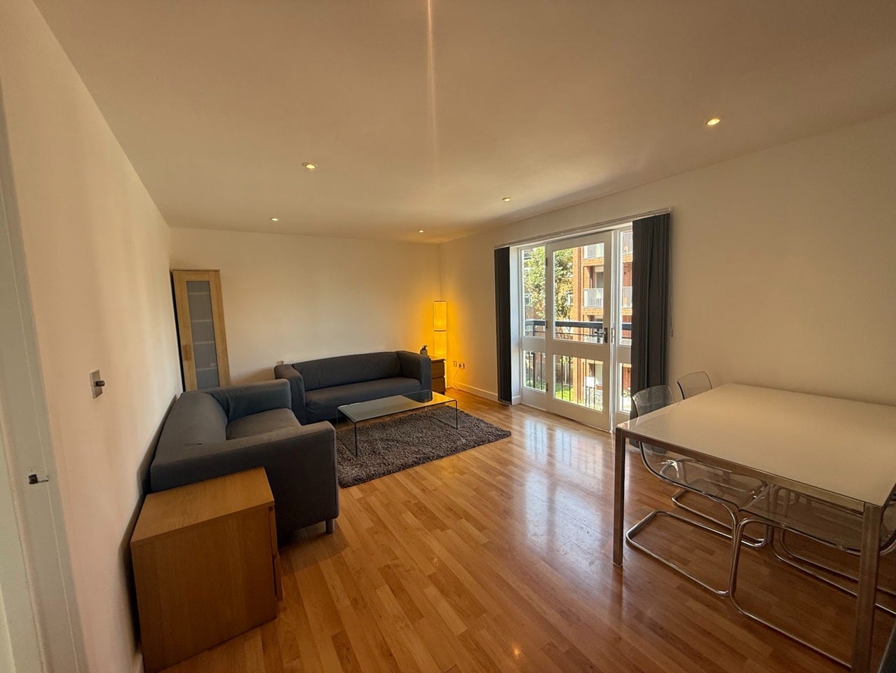 Flat Bethwin Road in Greater London