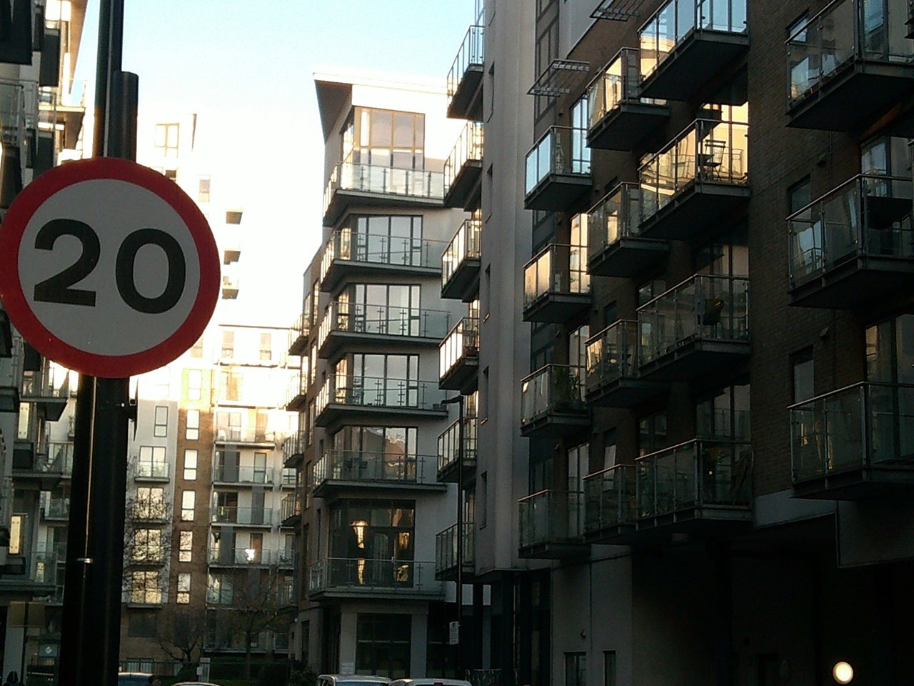 Flat Yeo Street in Greater London