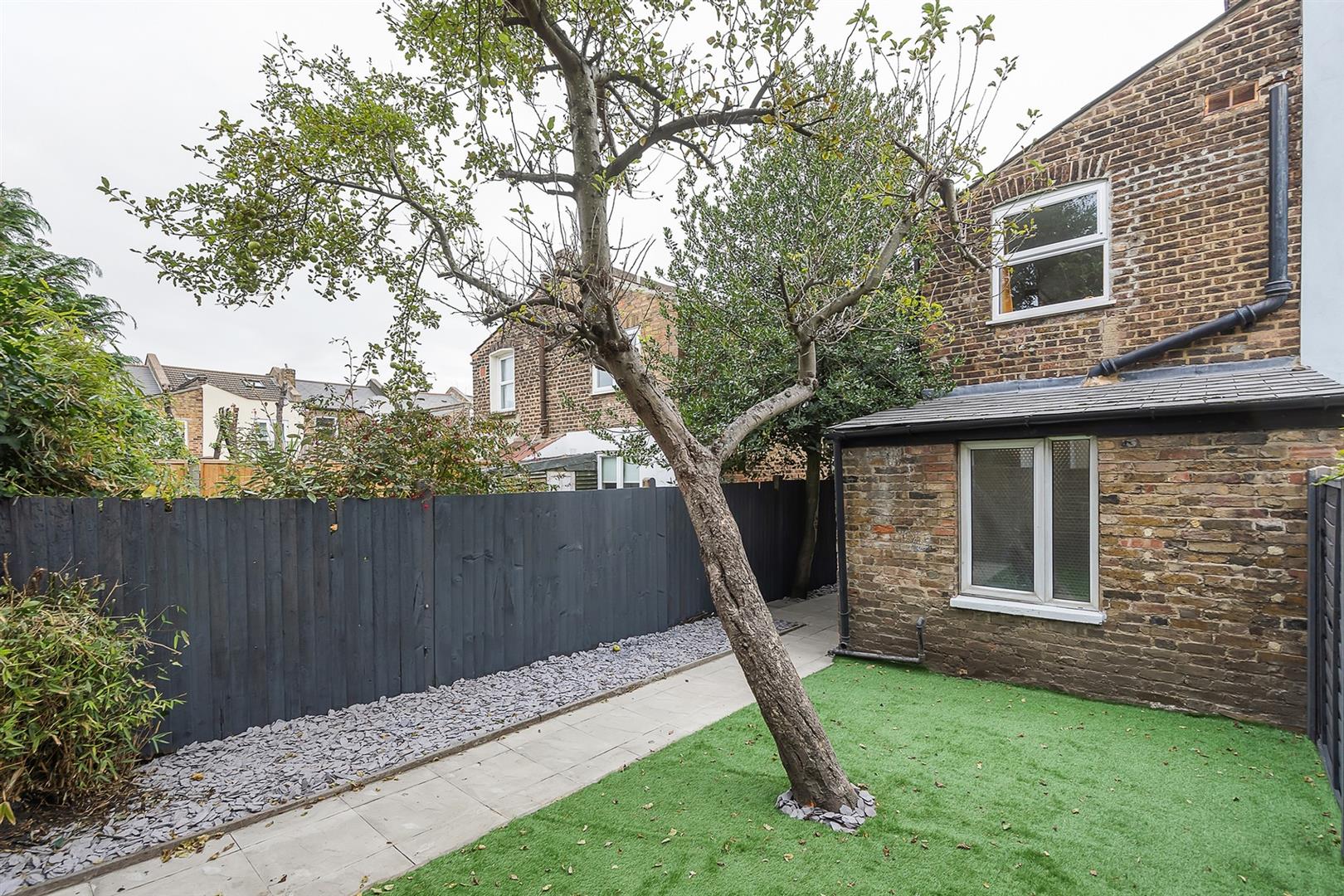 House Lanvanor Road in Greater London
