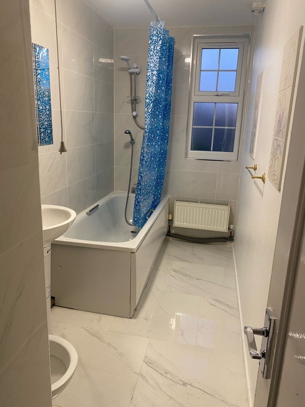 Room Treby Street in Greater London
